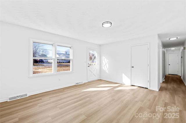 2405 Florida Avenue, Kannapolis, NC 28083