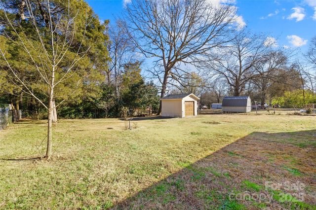 2405 Florida Avenue, Kannapolis, NC 28083