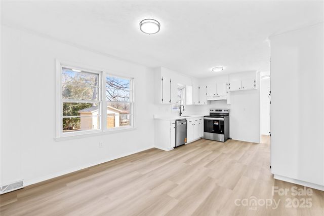 2405 Florida Avenue, Kannapolis, NC 28083