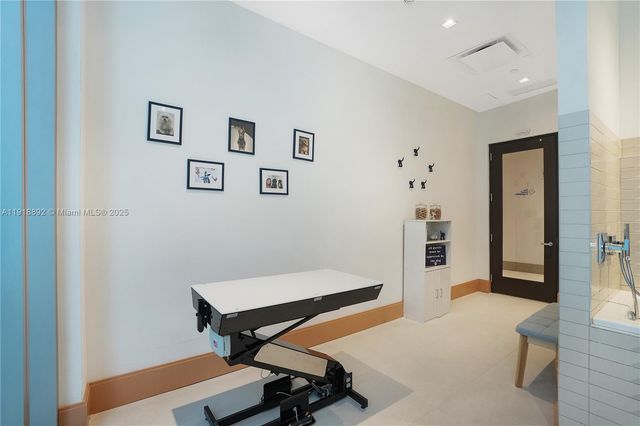 700 NE 26th Ter 3604, Miami, FL 33137