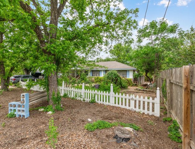 2012 Cullen Ave, Austin, TX 78757