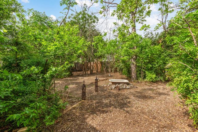 2012 Cullen Ave, Austin, TX 78757