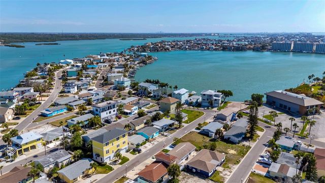 18007 GULF BOULEVARD 1, Redington Shores, FL 33708