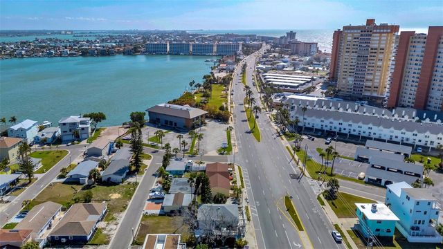 18007 GULF BOULEVARD 1, Redington Shores, FL 33708