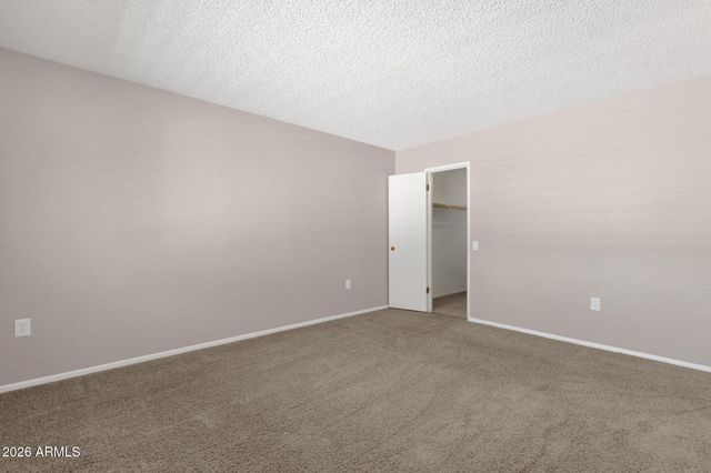 19041 N LAKE FOREST Drive, Sun City, AZ 85373