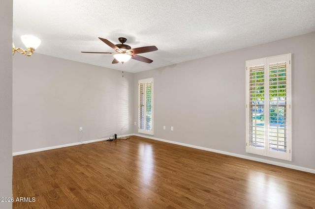 19041 N LAKE FOREST Drive, Sun City, AZ 85373