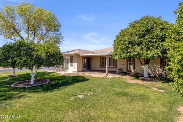 19041 N LAKE FOREST Drive, Sun City, AZ 85373