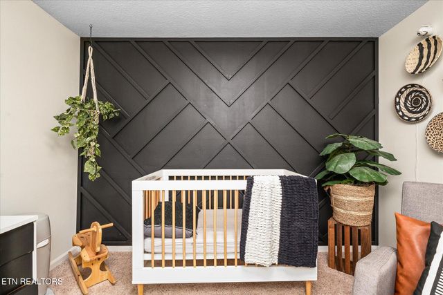 82 Browns Gap Rd, Crossville, TN 38555