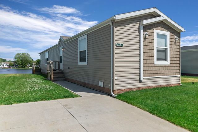 6287 Square Lake Drive, Kimball Twp, MI 48074
