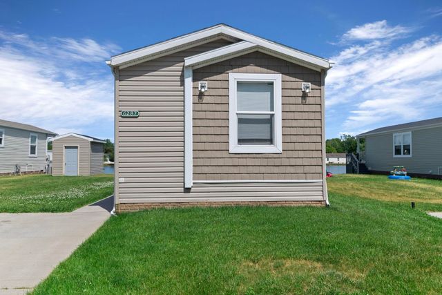 6287 Square Lake Drive, Kimball Twp, MI 48074