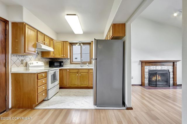 6750 Baxter Terrace Circle, Anchorage, AK 99504