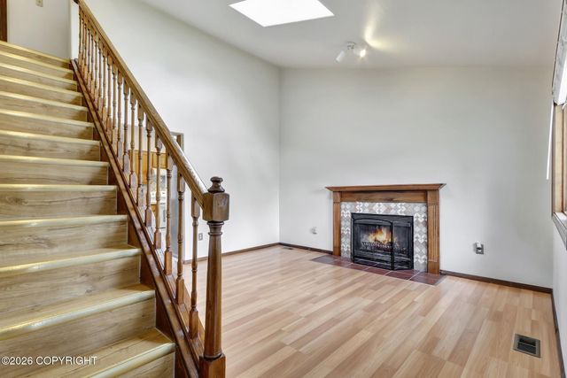 6750 Baxter Terrace Circle, Anchorage, AK 99504