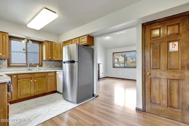 6750 Baxter Terrace Circle, Anchorage, AK 99504