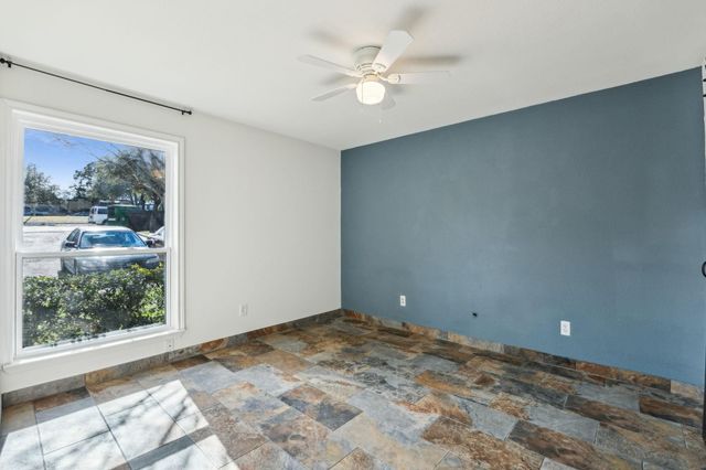 4659 Country Creek Drive 1143, Dallas, TX 75236
