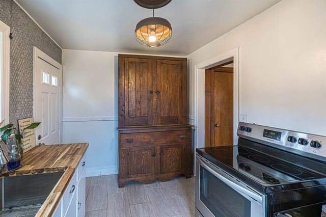 3729 STATE Street, Erie, PA 16508