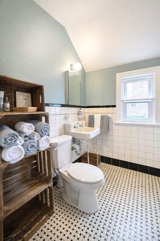 3729 STATE Street, Erie, PA 16508