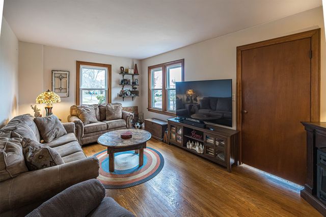 3729 STATE Street, Erie, PA 16508