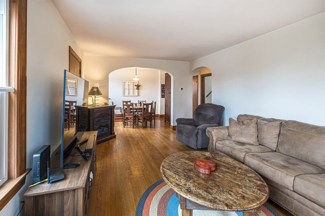 3729 STATE Street, Erie, PA 16508