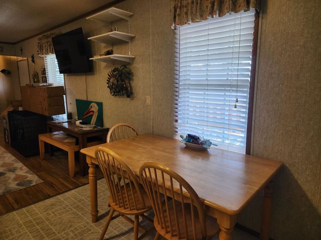 162 Grape Ln, Grand Isle, LA 70358