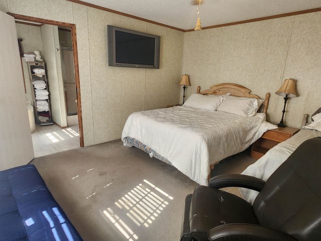 162 Grape Ln, Grand Isle, LA 70358