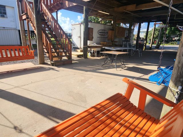 162 Grape Ln, Grand Isle, LA 70358