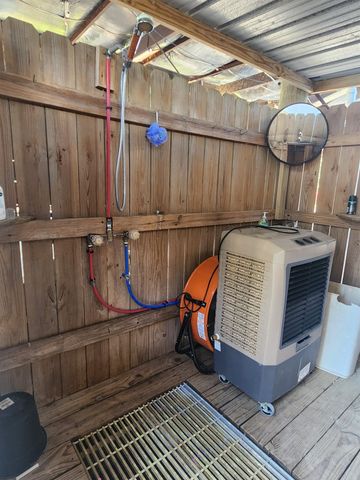 162 Grape Ln, Grand Isle, LA 70358