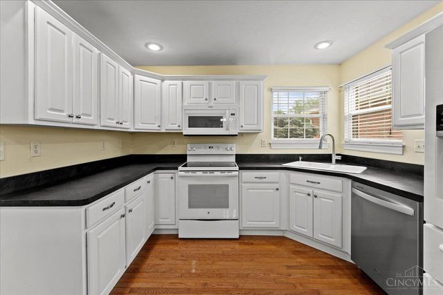 1016 Olde Station Court, Fairfield, OH 45014