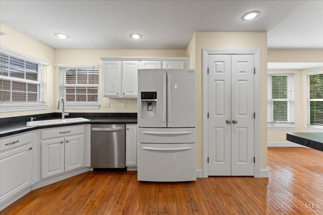 1016 Olde Station Court, Fairfield, OH 45014