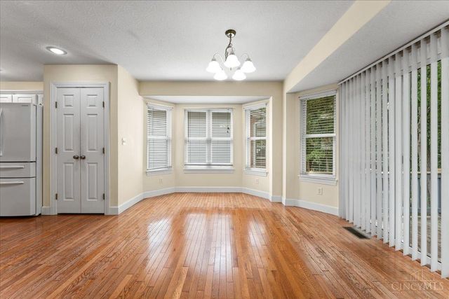 1016 Olde Station Court, Fairfield, OH 45014