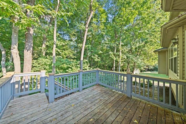 1016 Olde Station Court, Fairfield, OH 45014