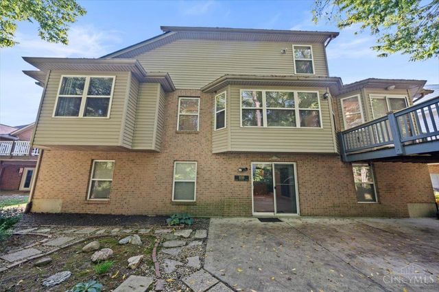 1016 Olde Station Court, Fairfield, OH 45014