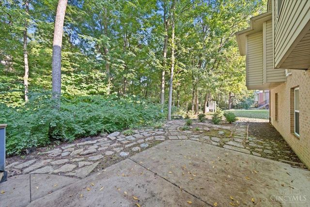 1016 Olde Station Court, Fairfield, OH 45014