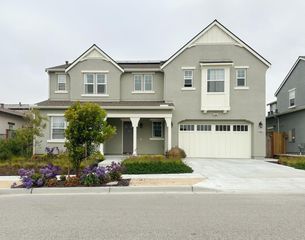 489 Russell Way, Marina, CA 93933