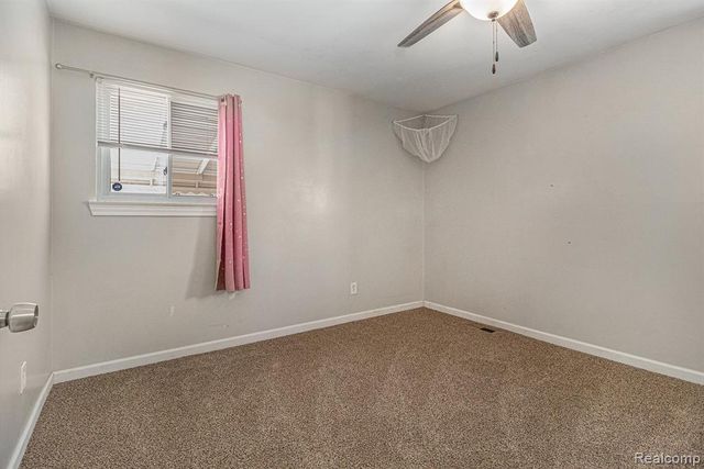 663 Highland Avenue, Lincoln Park, MI 48146