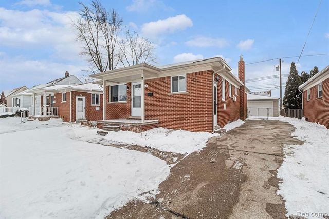 663 Highland Avenue, Lincoln Park, MI 48146