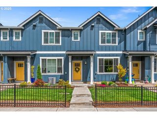 31363 Nw NORTH Ave, North Plains, OR 97133