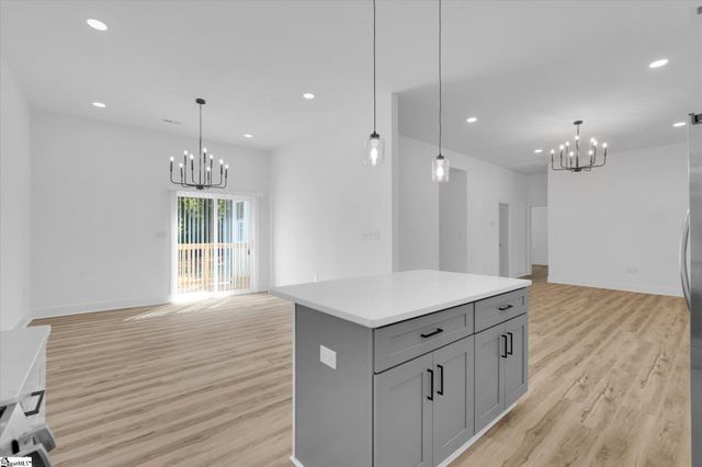 208 Drury Lane, Mauldin, SC 29662