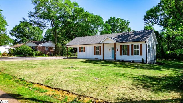 208 Drury Lane, Mauldin, SC 29662