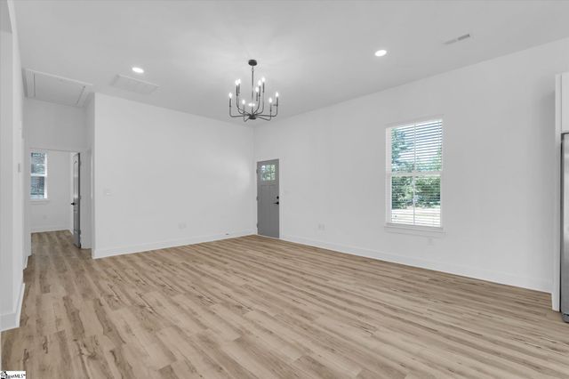 208 Drury Lane, Mauldin, SC 29662