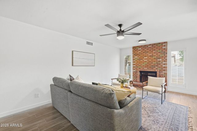 2439 W KIOWA Avenue, Mesa, AZ 85202