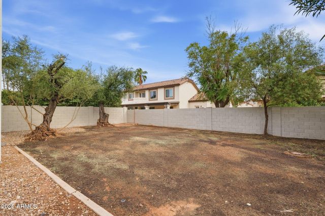 2439 W KIOWA Avenue, Mesa, AZ 85202