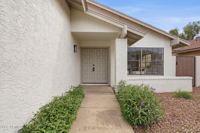 2439 W KIOWA Avenue, Mesa, AZ 85202