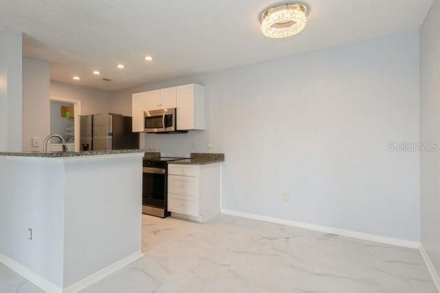 2501 GRASSY POINT DRIVE 107, Lake Mary, FL 32746