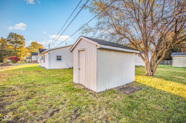 834 Maple Street, Tipton, IN 46072