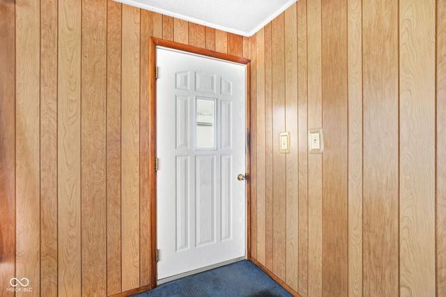 834 Maple Street, Tipton, IN 46072