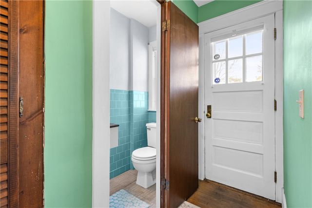 381 Auburn Street, Cranston, RI 02910