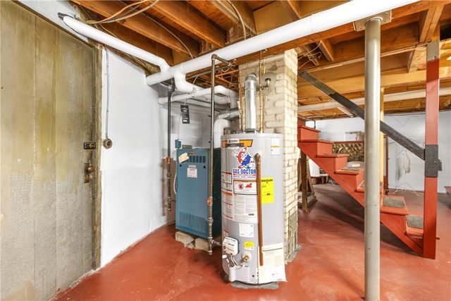 381 Auburn Street, Cranston, RI 02910