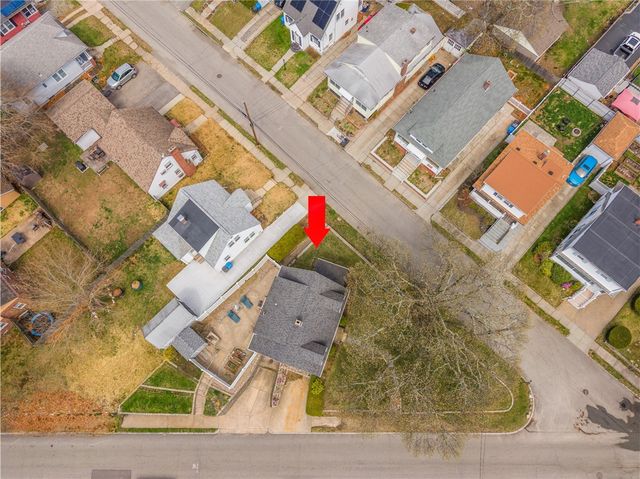 381 Auburn Street, Cranston, RI 02910