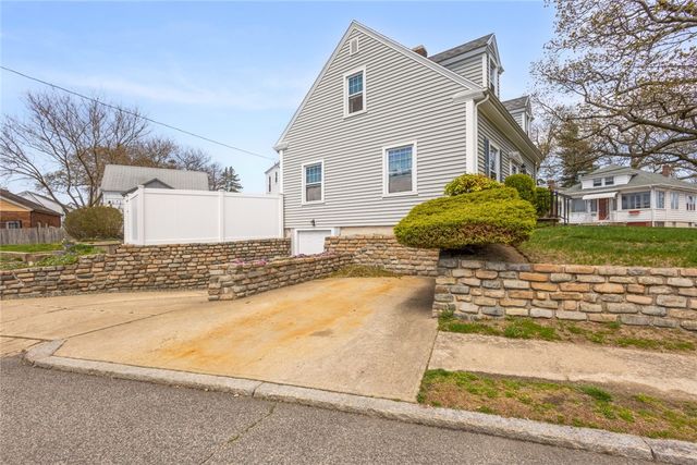 381 Auburn Street, Cranston, RI 02910