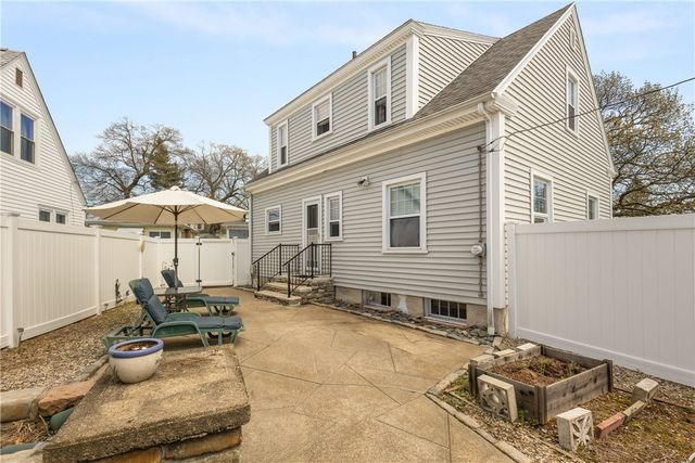 381 Auburn Street, Cranston, RI 02910